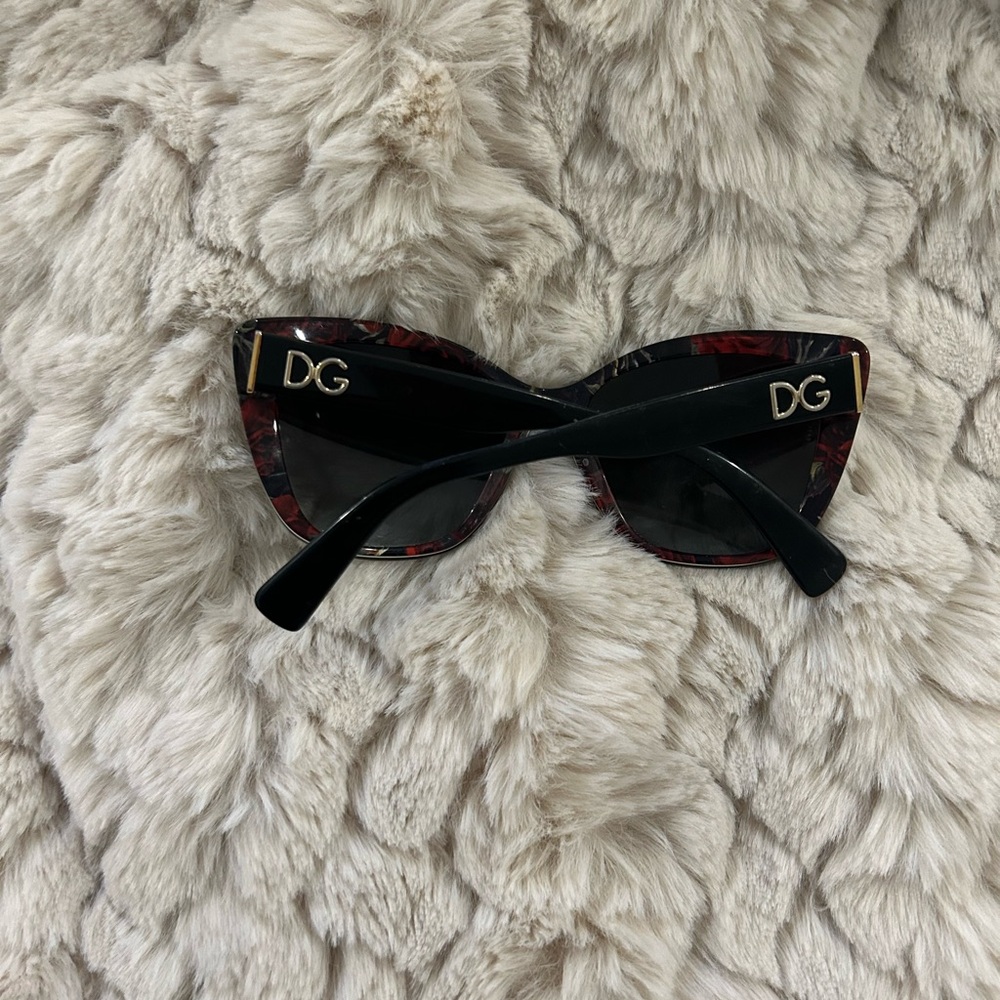 Dolce and Gabbana polarized glasses